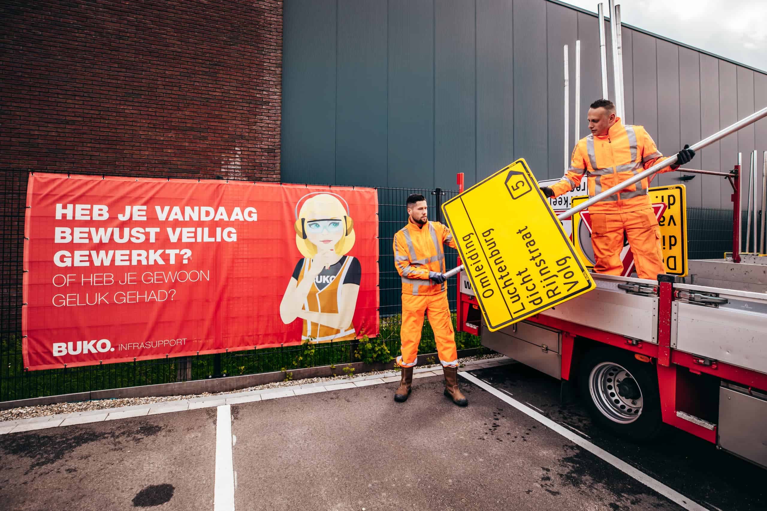 BUKO INFRASUPPORT BEHAALT TREDE 3 OP DE VEILIGHEIDSLADDER